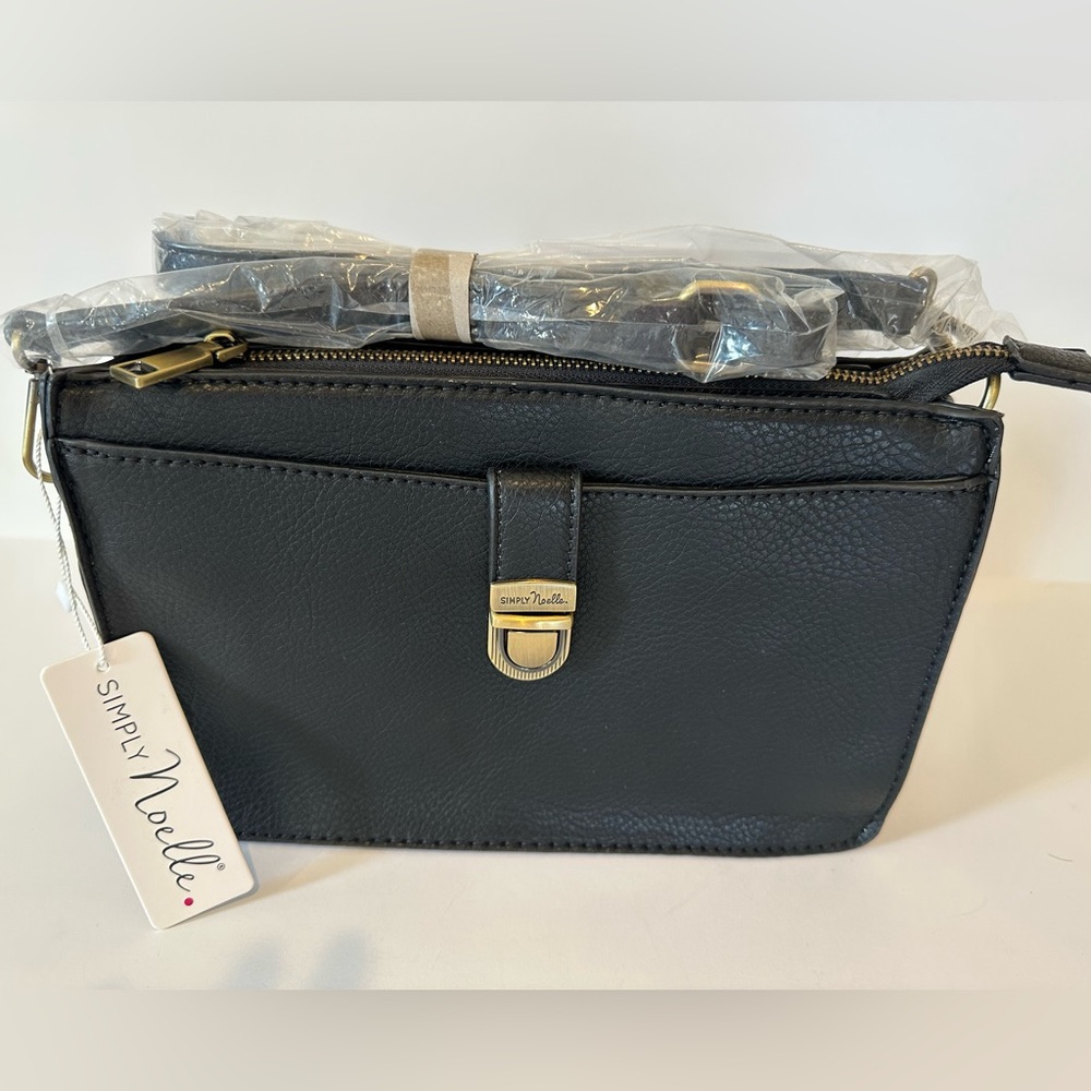 Simply Noelle Black leather handbag